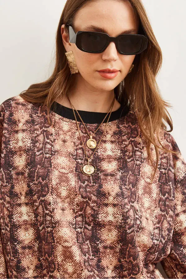 Women's Snake Coffee Basic Soft Textured Oversized Sweatshirt SWT-19000457 - 5