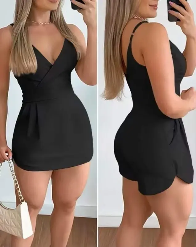 Women's Spaghetti Strap Crossover Neck Pocket Detailed Imported Crepe Short Skirt - BÜYÜKBEDENIZ