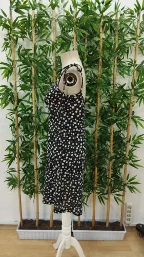 Women's Spaghetti Strap Lace-Up Floral Print Sundress - 7