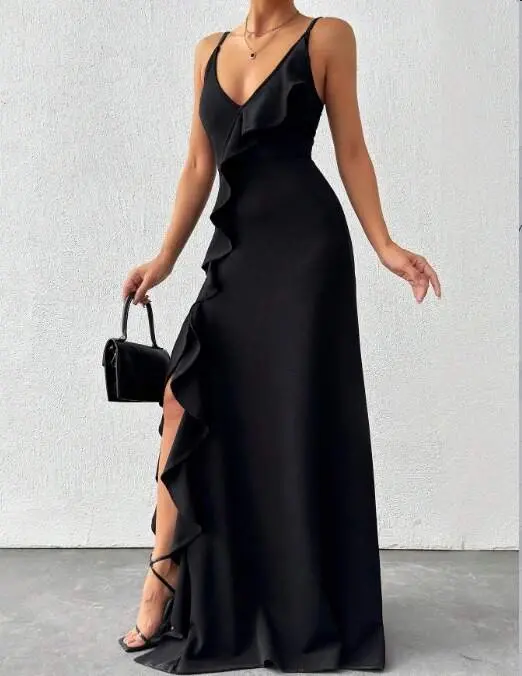 Women's Spaghetti Strap Low-Cut Slit Detail Crepe Dress - 8