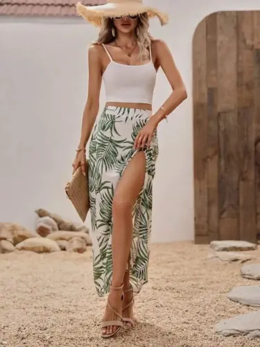 Women's Spaghetti Strap Round Neck Short Viscose Blouse And Patterned Slit Supreme Skirt Two-Piece Set - BÜYÜKBEDENIZ (1)