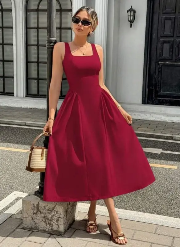Women's Spaghetti Strap Square Neck Long Imported Crepe Dress - BÜYÜKBEDENIZ