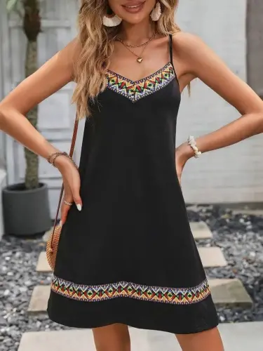 Women's Spaghetti Strap V-Neck Ethnic Patterned Detailed Dress - 3