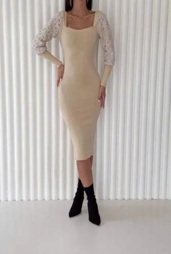 Women's Square Collar Cuffs and Tulle Detail Opportunity Product Midi Dress - 8