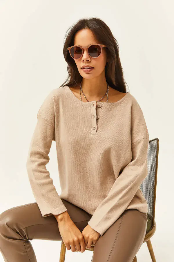 Women's Stone Button Thistle Loose Sweater KZK-19000721 - 2