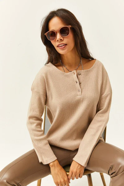 Women's Stone Button Thistle Loose Sweater KZK-19000721 - 3