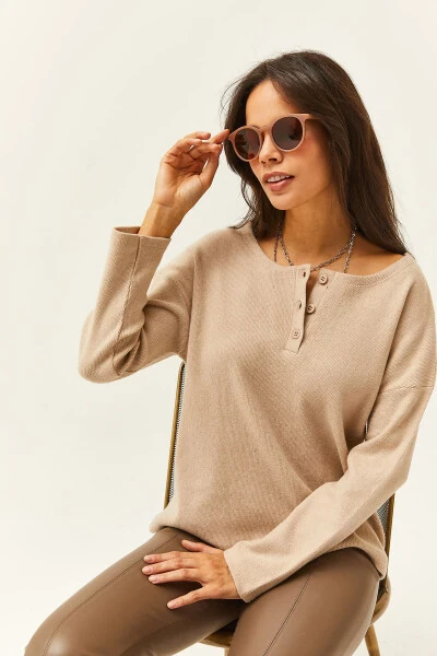 Women's Stone Button Thistle Loose Sweater KZK-19000721 - 4