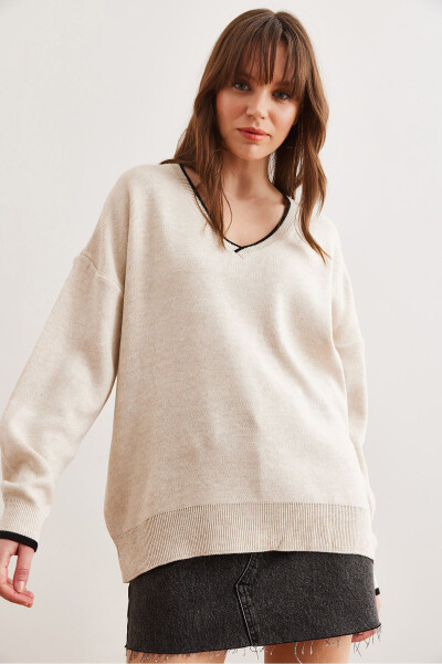 Women's Stone-Collar Detailed Striped Thick Knit Sweater KZK-19000924 - 4