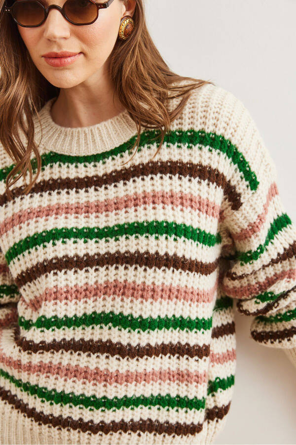 Women's Stone Color Striped Knitwear Sweater with Thick Soft Texture KZK-19000917 - 4