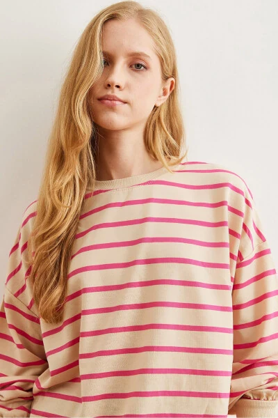 Women's Stone Fuchsia Basic Soft Textured Loose Sweatshirt SWT-19000457 - 5