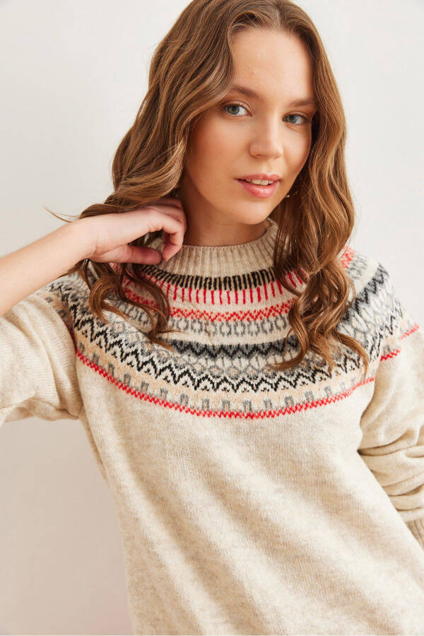 Women's Stone Neck Pattern Soft Texture Knitted Sweater KZK-19000846 - 4