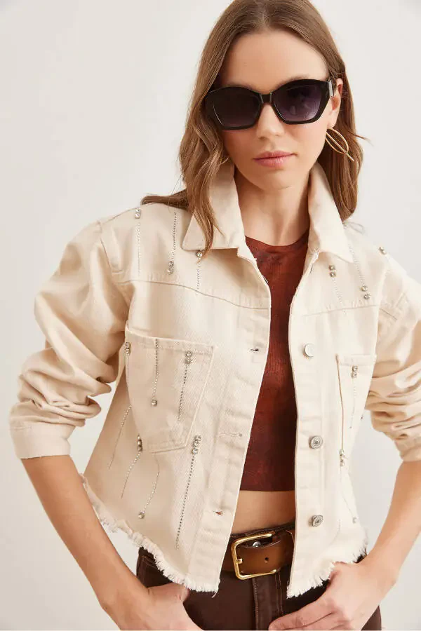 Women's Stone Pocket Front and Back Stone Detail Crop Cotton Gabardine Jacket CKT-19000388 - 1