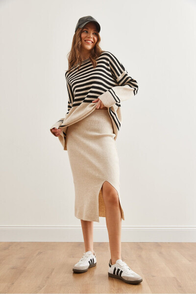 Women's Stone Top Sweater Bottom Slit Skirt Knitwear Set TKM-19000321 - 15
