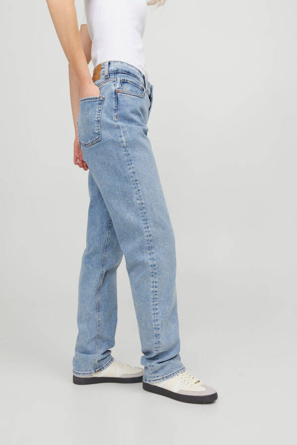 Women's Straight Fit Jean - Seoul - 4