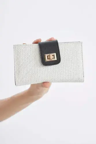 Women's Straw Pattern Buckled Wallet-White - DEFACTO (1)