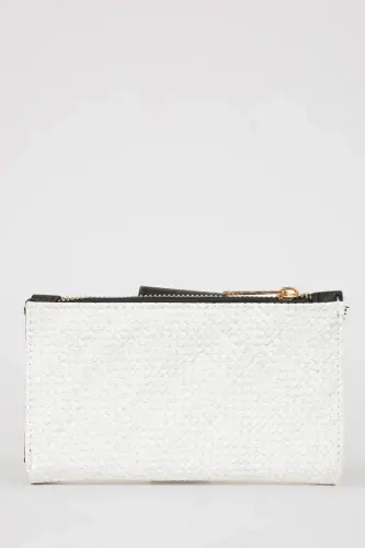 Women's Straw Pattern Buckled Wallet-White - 6