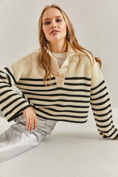 Women's Striped Knit Cardigan with Collar and Buttons - 14