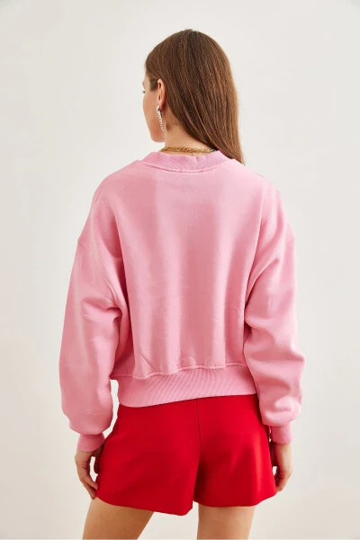 Women's Sugar Pink Pearl Detailed Thistle Crop Oversized Sweatshirt SWT-19000663 - 7