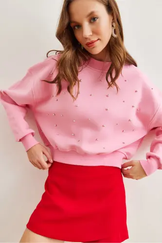 Women's Sugar Pink Pearl Detailed Thistle Crop Oversized Sweatshirt SWT-19000663 - OLALOOK (1)