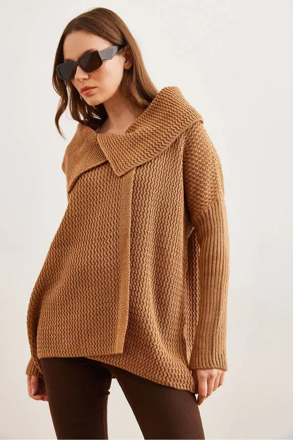 Women's Tabby Envelope Neck Button Knit Cardigan HRK-19000326 - 4