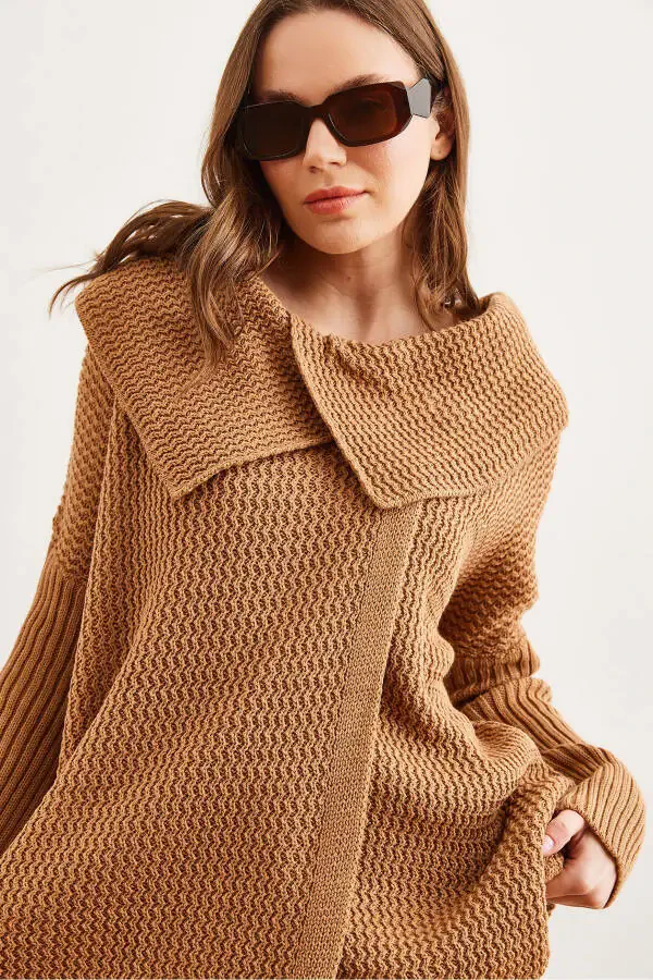 Women's Tabby Envelope Neck Button Knit Cardigan HRK-19000326 - 6