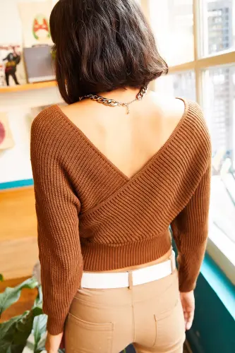 Women's Tan Front Back V Neck Crop Knit Sweater KZK-19000076-Tan - 5