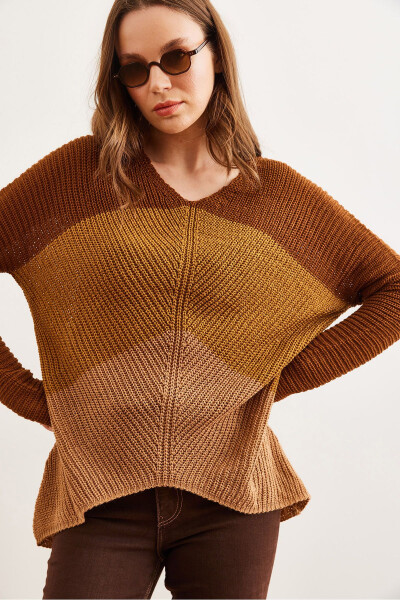 Women's Taupe Camel Hair Color Block Oversized Knit Sweater KZK-19000920 - 5