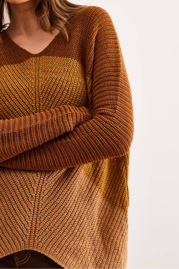 Women's Taupe Camel Hair Color Block Oversized Knit Sweater KZK-19000920 - 7