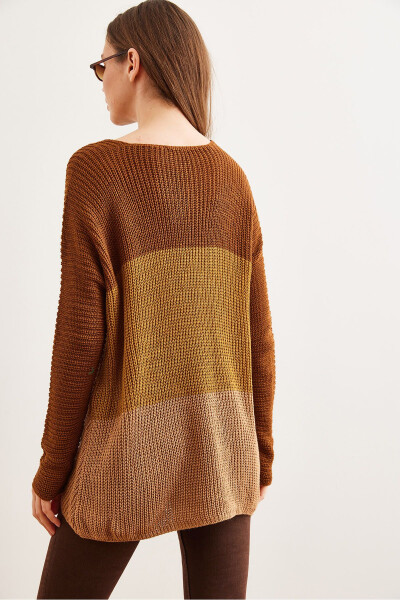 Women's Taupe Camel Hair Color Block Oversized Knit Sweater KZK-19000920 - 8