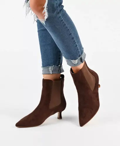 Women's Tenlee Pointed Toe Kitten Heel Dress Booties - 6