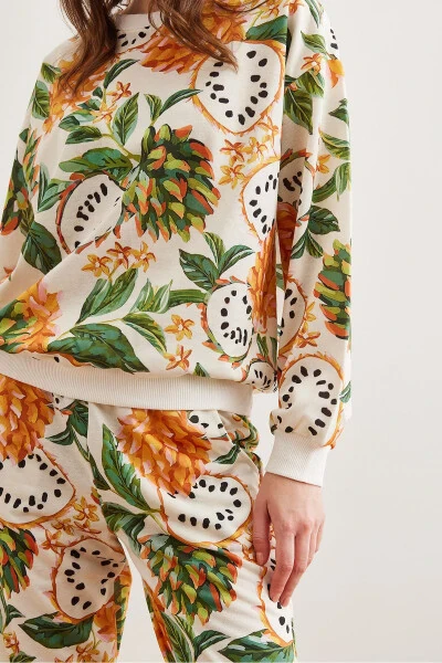 Women's Tropical Ecru Basic Soft Textured Oversized Sweatshirt SWT-19000457 - 6