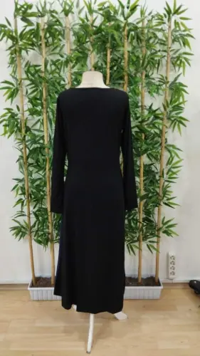 Women's Turtleneck Cut-out Crop Blouse and Skirt Knitted Two-Piece Set - 10