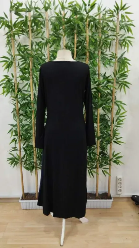 Women's Turtleneck Cut-out Crop Blouse and Skirt Knitted Two-Piece Set - 10