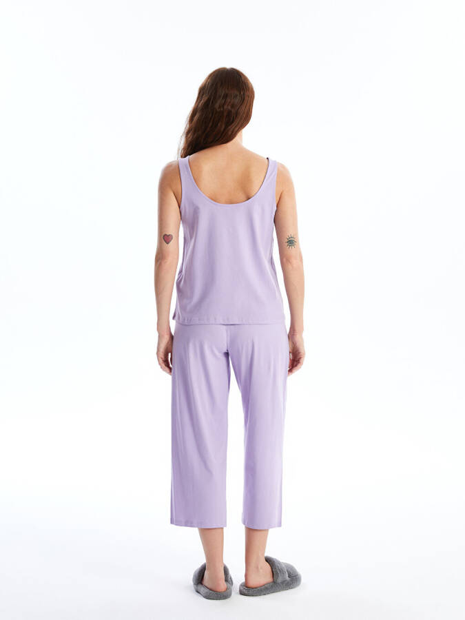 Women's U Neck Plain Capri Pajama Set - 13