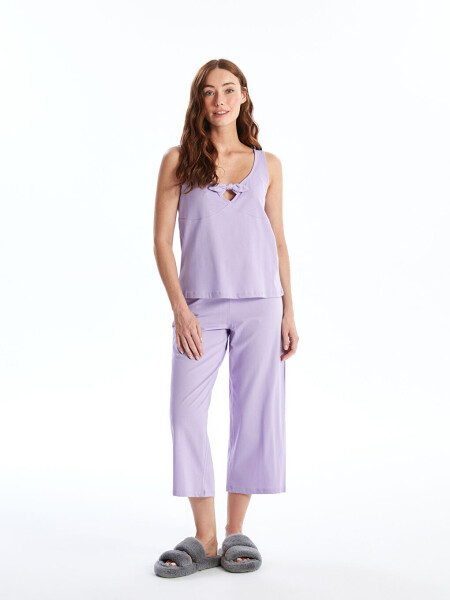 Women's U Neck Plain Capri Pajama Set - 1