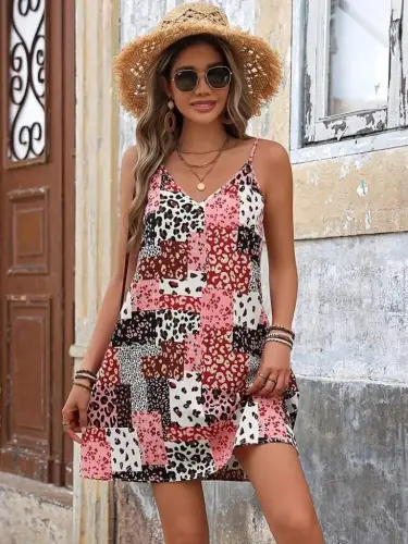 Women's V-Neck Cami Slip Dress - BÜYÜKBEDENIZ (1)