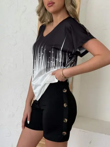 Women's V-Neck Short Sleeve Diver Blouse with Small Slit Detail on the Sides + Button Detailed Diver Shorts - BÜYÜKBEDENIZ (1)