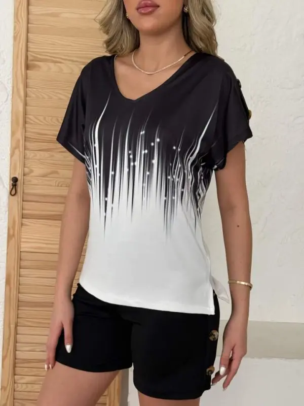 Women's V-Neck Short Sleeve Diver Blouse with Small Slit Detail on the Sides + Button Detailed Diver Shorts - 3