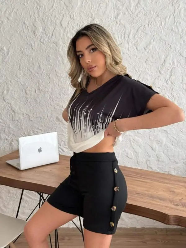 Women's V-Neck Short Sleeve Diver Blouse with Small Slit Detail on the Sides + Button Detailed Diver Shorts - 6