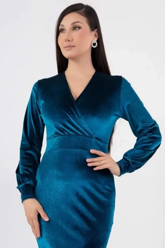 Women's Velvet Fabric Cuffed V-Neck Chic Pencil Dress - 3