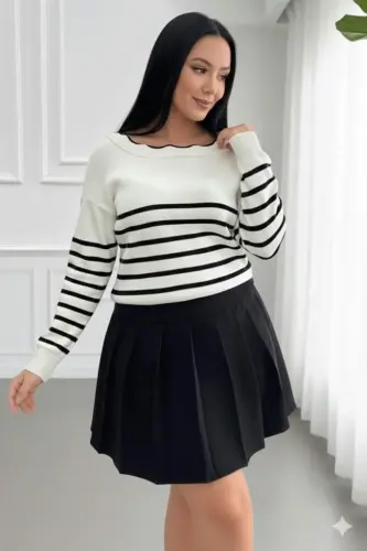 Women's White Back Tie Detail Line Pattern Knitted Blouse - 1