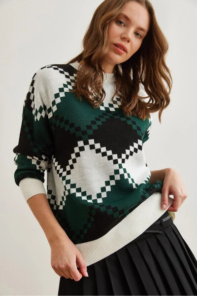 Women's White Baklava Patterned Oversized Knit Sweater KZK-19000834 - OLALOOK