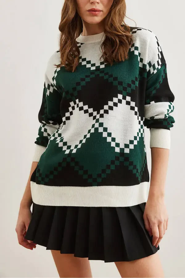 Women's White Baklava Patterned Oversized Knit Sweater KZK-19000834 - 2