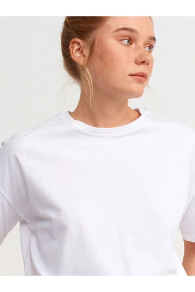 Women's White Basic T-shirt 3683 - 3