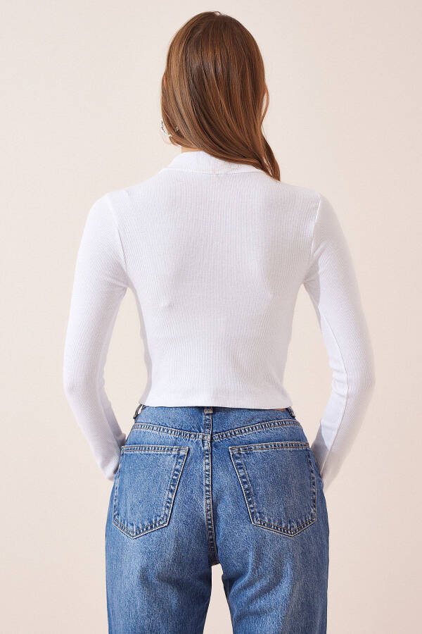 Women's White Cable Knit Fisherman Neck Crop Sweater GT00059 - 4