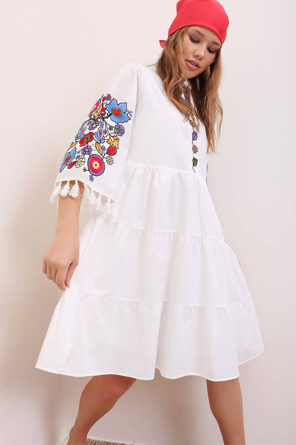 Women's White Collared Embroidered Tassel Detail Lined Poplin Dress ALC-X6915 - 1