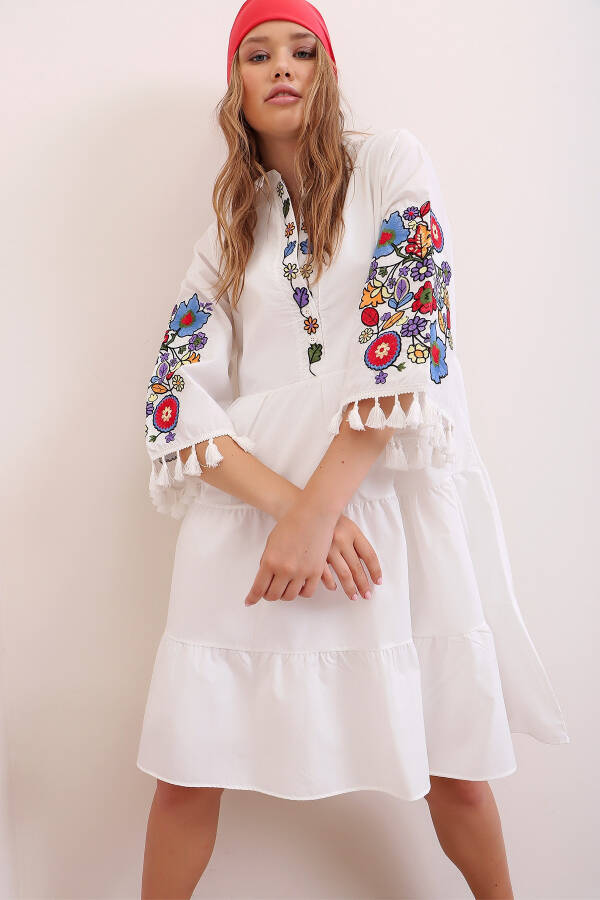 Women's White Collared Embroidered Tassel Detail Lined Poplin Dress ALC-X6915 - 2