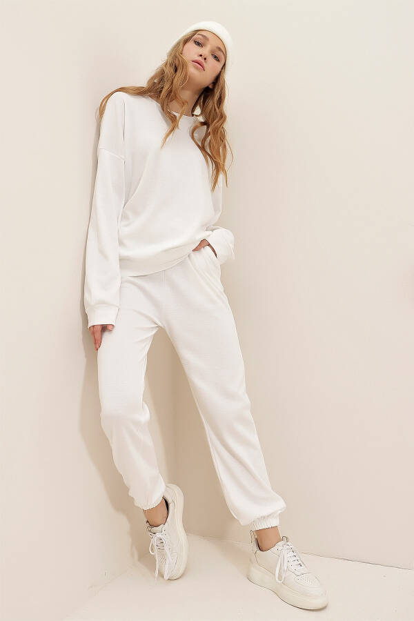 Women's White Crew Neck Elastic Waist and Cuff Two-Thread Basic Tracksuit ALC-507-669-001 - 3