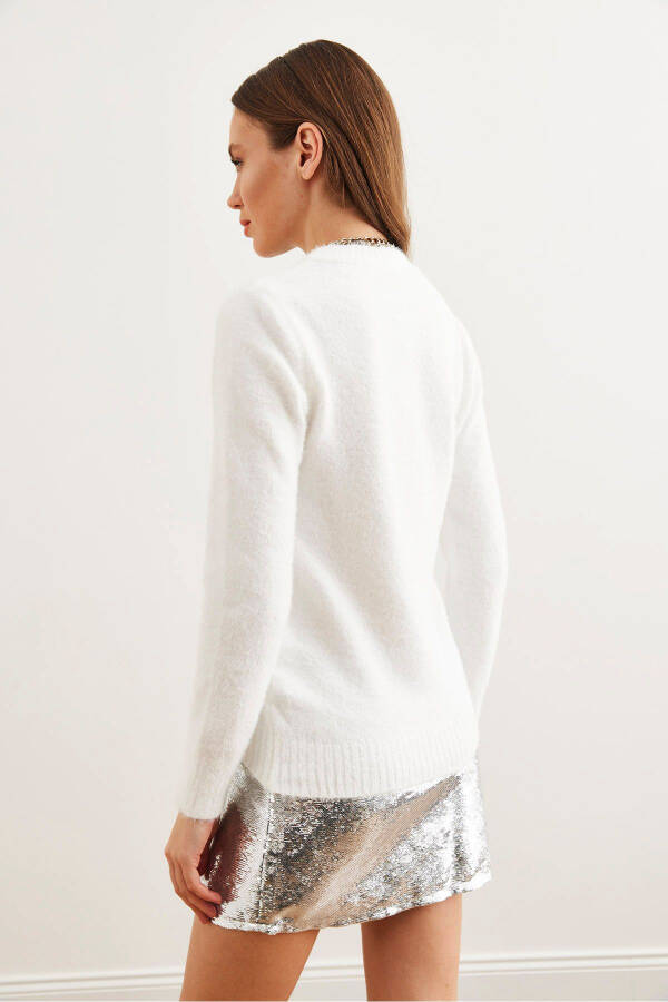 Women's White Crew Neck Soft Textured Mock Neck Sweater KZK-19000858 - 6