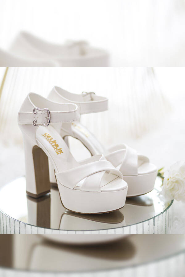 Women's White Cross Strap Heeled Shoes - 3